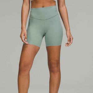 Lululemon Base Pace High-Rise Short 6" Misty Glade Size 4